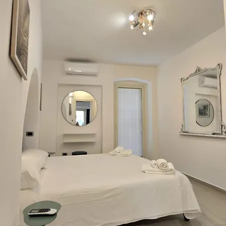 Апартаменты Pure Minimal Loft Barivecchia Old Town *
